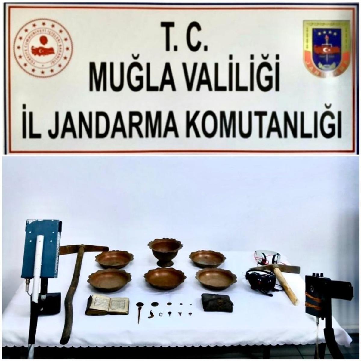 Ula&rsquo;da el yazması Kur&rsquo;an ele ge&ccedil;irildi