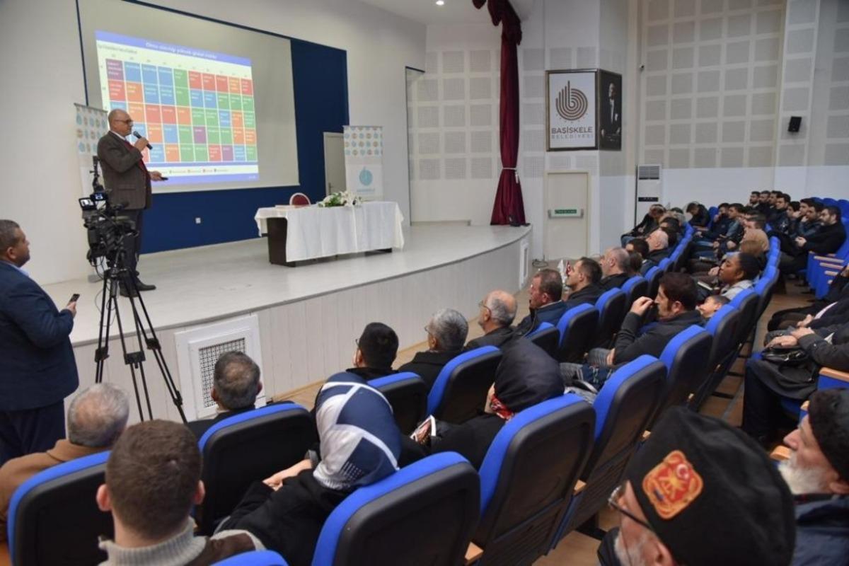 Başiskele&rsquo;de &ldquo;Yeni D&uuml;nya D&uuml;zeni&rdquo; konuşuldu