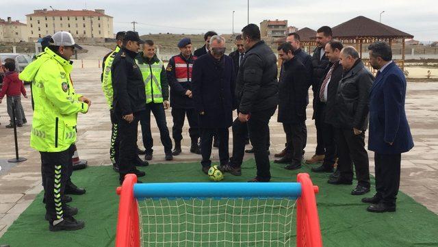 Mobil Trafik Eğitim TIR’ının yeni durağı Keşan oldu