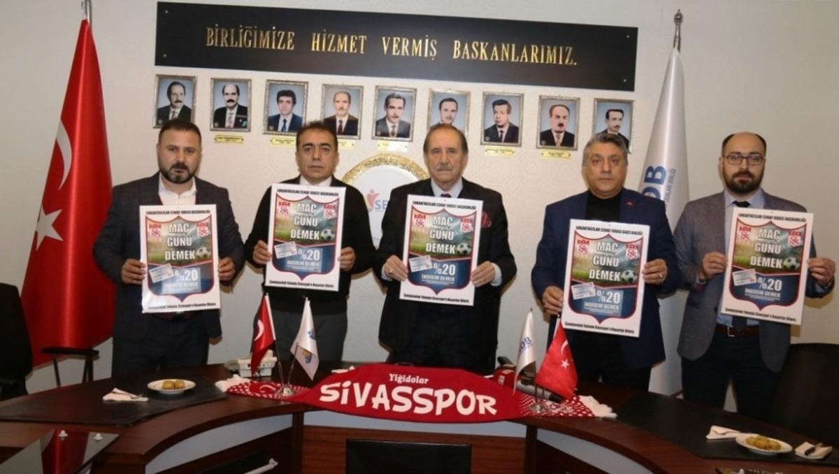 Lokantalar taraftar i&ccedil;in indirdi