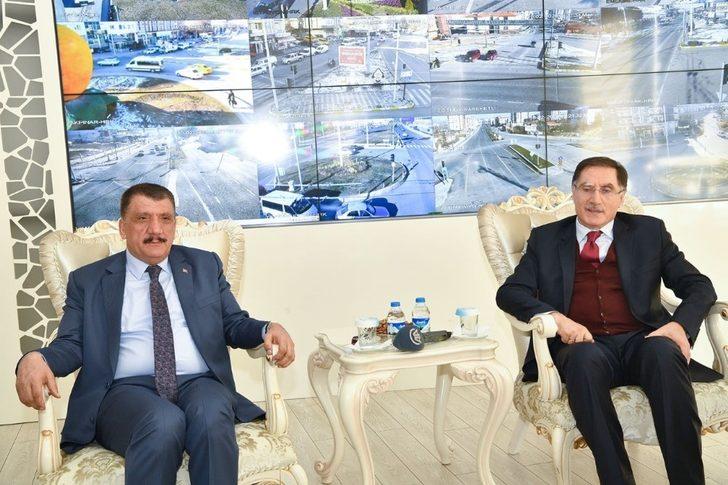 Kamu Denetçiliği Kurumu Başkanı Şeref Malkoç: G2