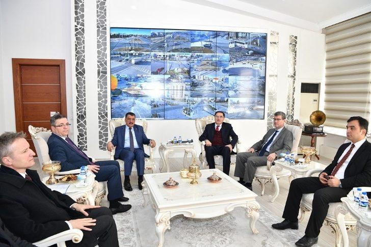 Kamu Denetçiliği Kurumu Başkanı Şeref Malkoç: G3