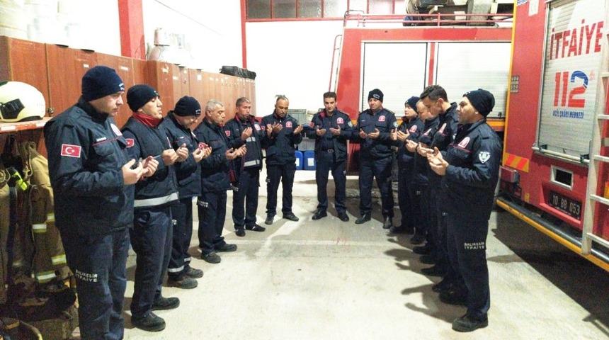 Mesaiye dua ile başlıyorlar