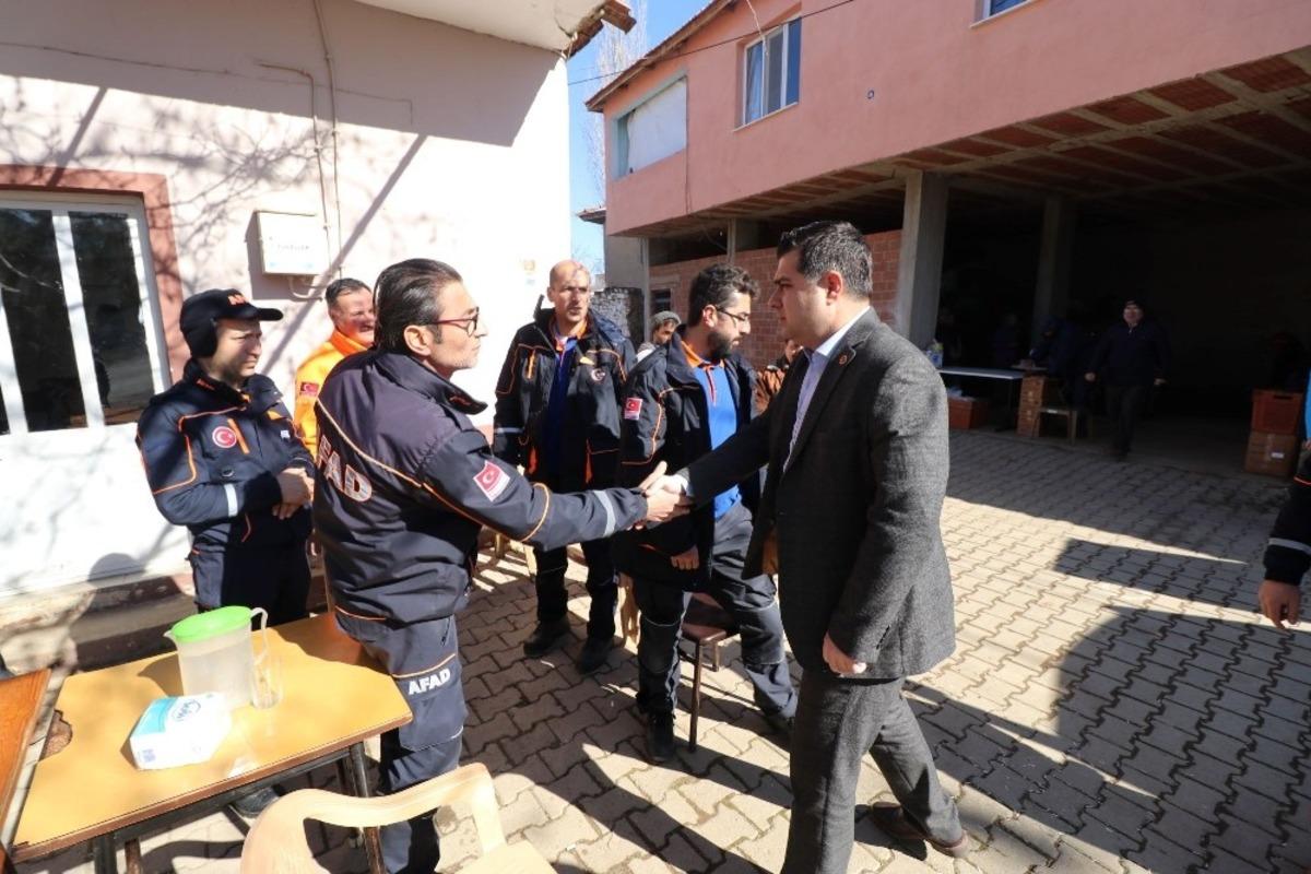 Zor şartlarda s&uuml;ren arama &ccedil;alışmalarına destek