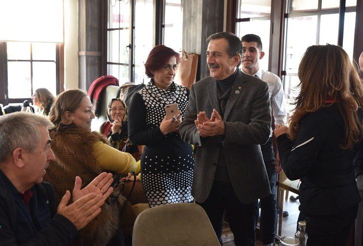 Başkan Ataç Süleyman Çakır mezunlarıyla kahvaltıda buluştu G3