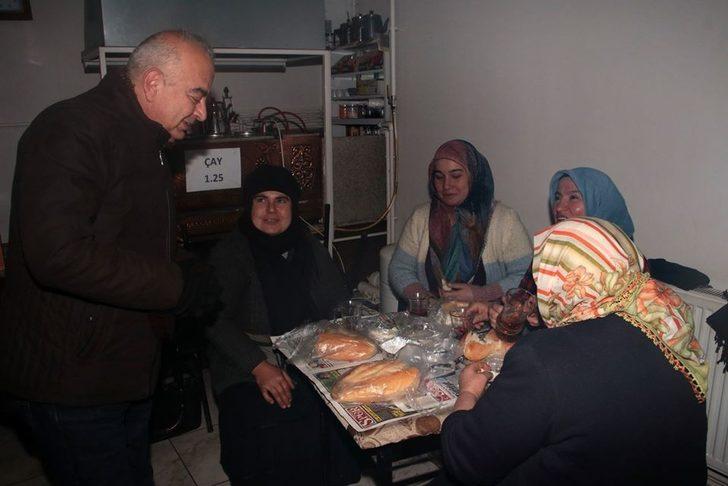 Usulsüz satış yapan esnafa tezgah kapatma cezası G3