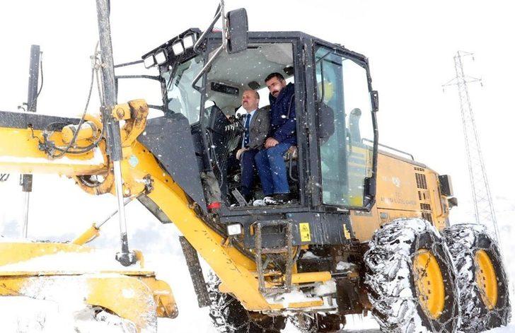 Vali Varol’dan karla mücadeleye yakın takip G2