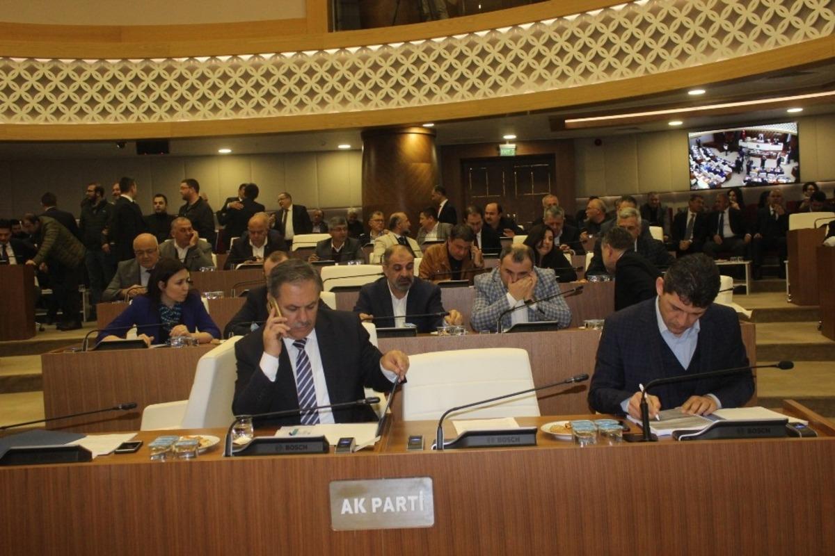 B&uuml;y&uuml;kşehir Meclisi&rsquo;nde Konyaaltı Sahili tartışıldı