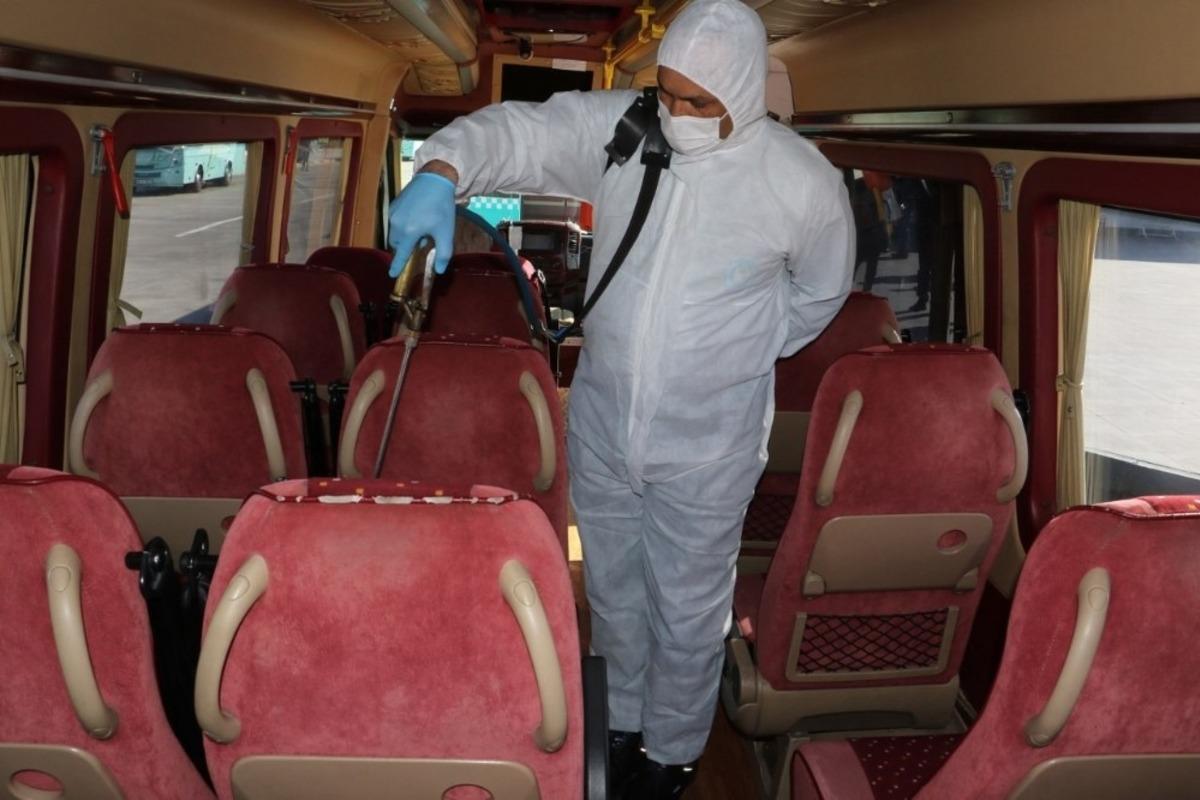 Manisa&rsquo;daki toplu taşıma ara&ccedil;ları dezenfekte ediliyor