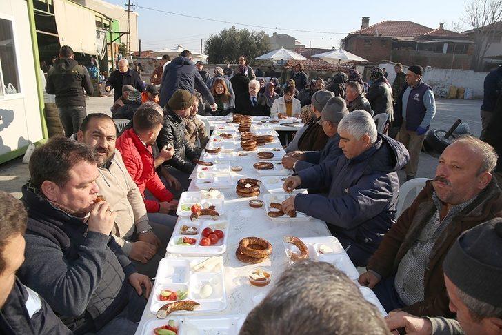 Başkan Deveciler, pazarcı esnafı ile kahvaltıda buluştu G1