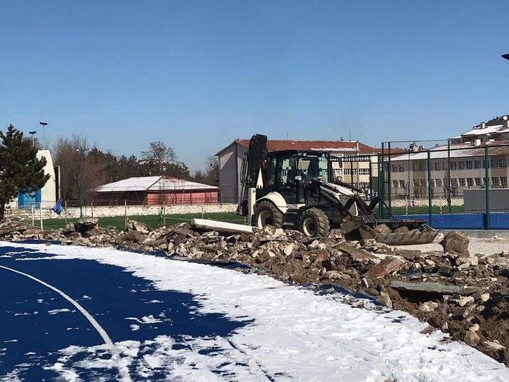 Başkan Ceyhun: “Tribün çalışması kısa sürede tamamlanacak” G5