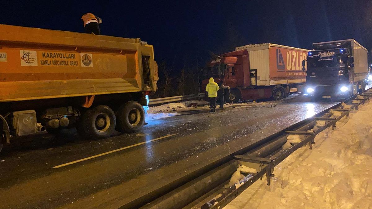 Ordu'da 9 ara&ccedil; birbirine girdi! Otoyol savaş alanına d&ouml;nd&uuml;