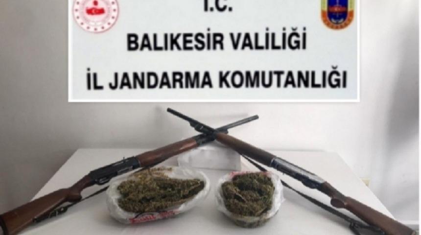 İvrindi&rsquo;de 7 şahsa uyuşturucu operasyonu