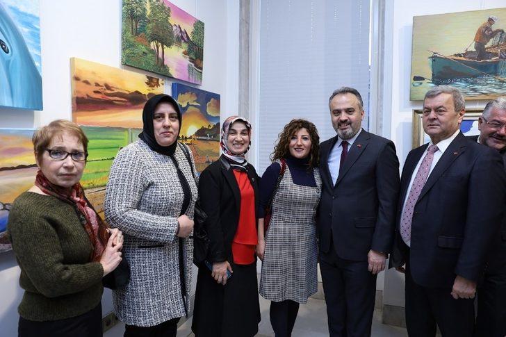 ‘Renk ve Ahenk’ sergisine renkli açılış G5