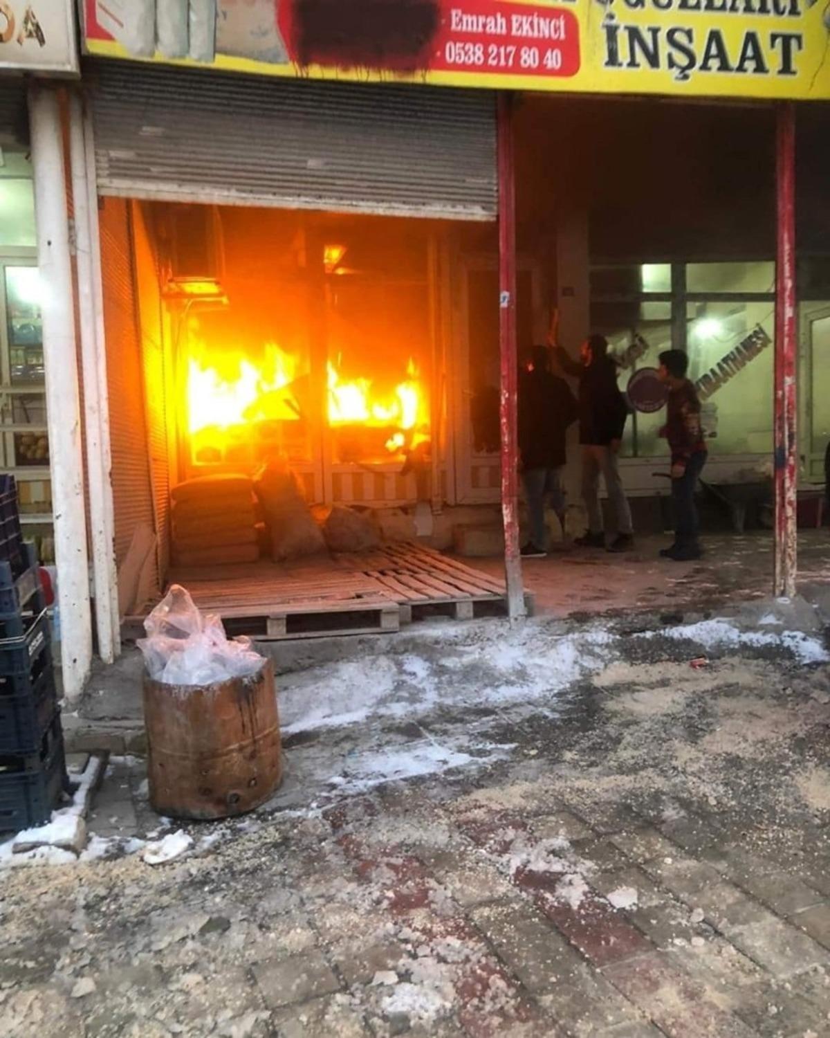 Mazıdağı&rsquo;nda korkutan yangın