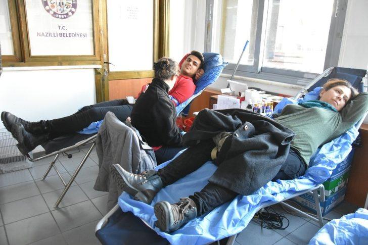 Nazilli’den Mehmet Öğretmene destek G2