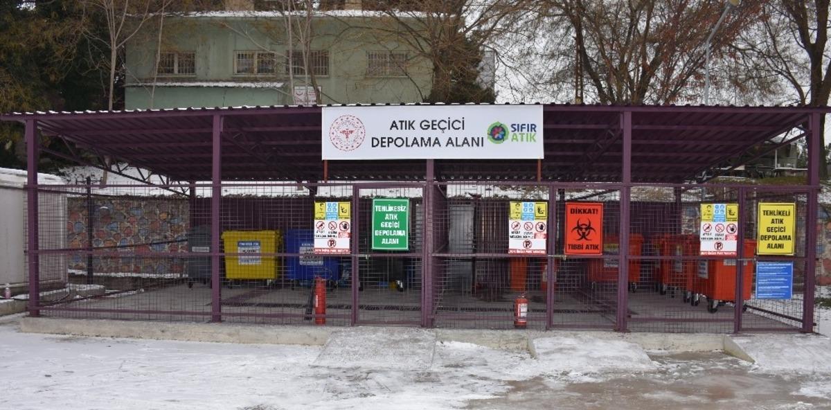 Burdur İl Sağlık M&uuml;d&uuml;rl&uuml;ğ&uuml;nden "Sıfır Atık" Uygulaması