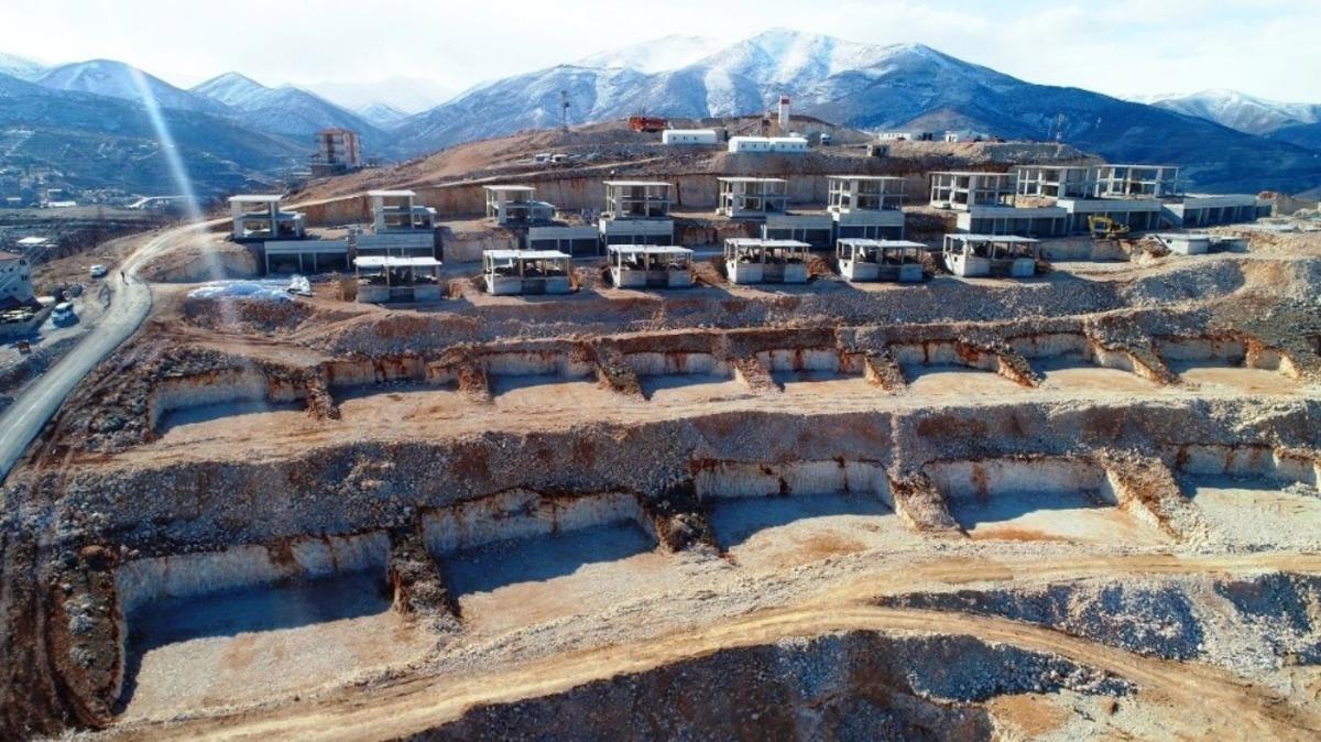 Başkan &Ccedil;ınar, Yeşil Yaka konutlarındaki &ccedil;alışmaları inceledi