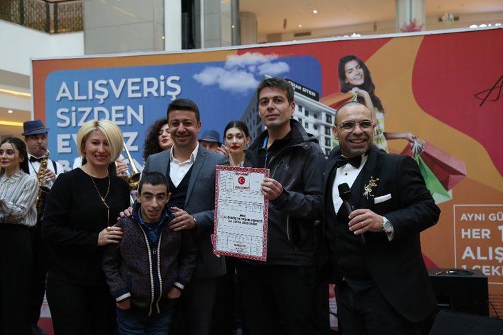 Erzurum MNG, ev hediye etti G3