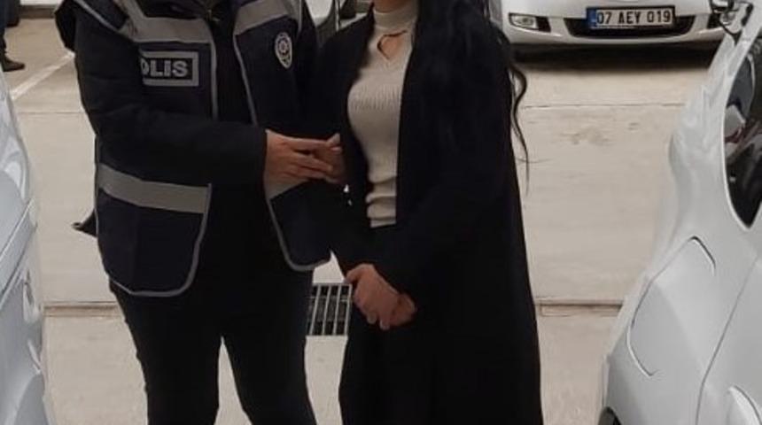 Hırsızlık ş&uuml;phelisi kadın yakalandı