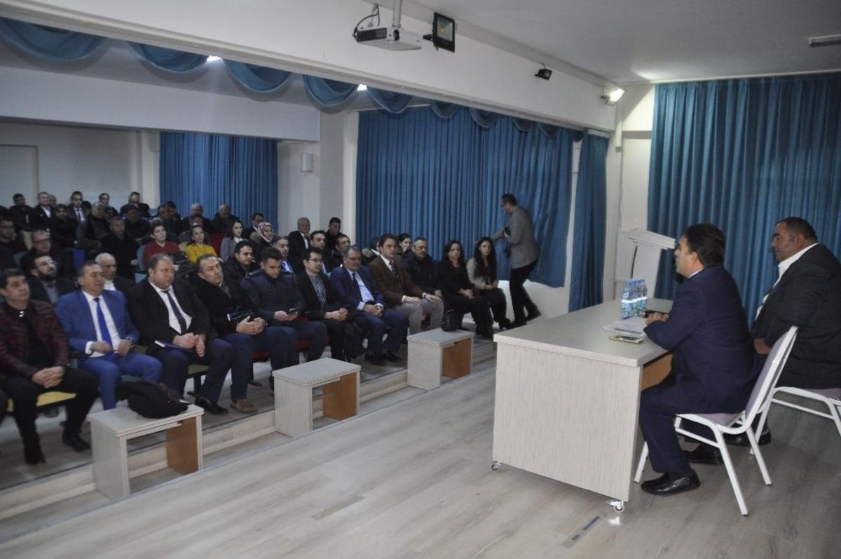 Şuhut&rsquo;ta &rsquo;&rsquo;Sevgi Yılı&rsquo;&rsquo; projesi kapsamında istişare toplantısı yapıldı