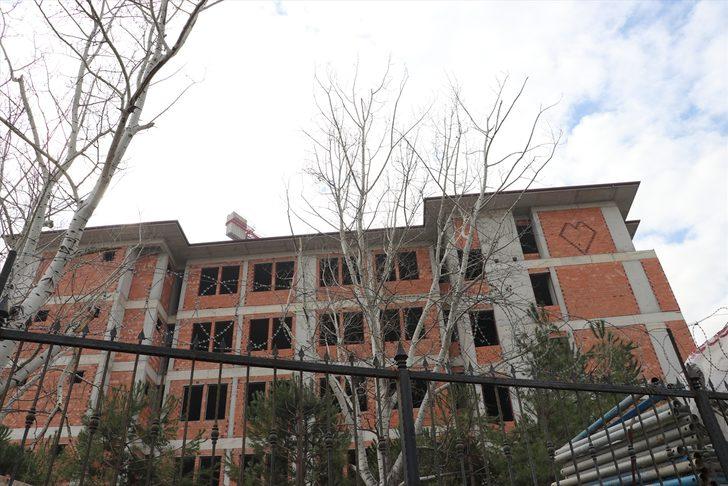 14 Şubat sürprizinin böylesi! Nişanlısına sevgisini böyle gösterdi G1