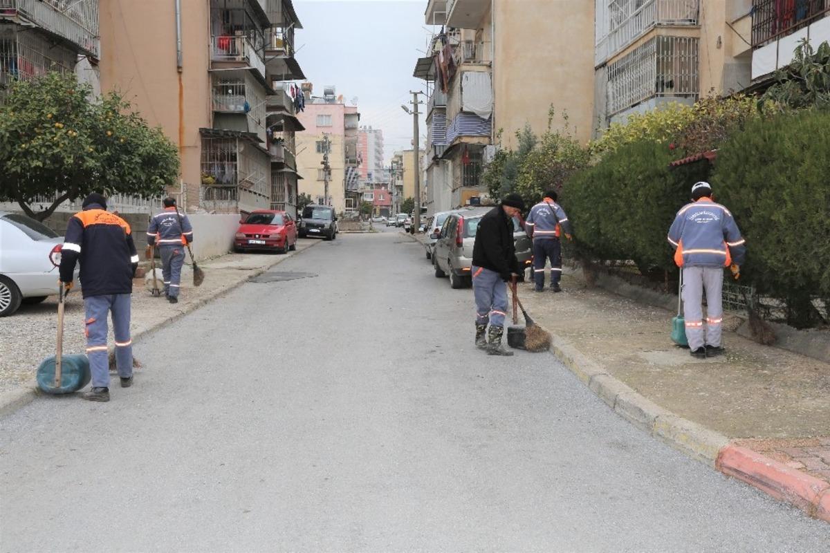 Toroslar&rsquo;da &rsquo;Sokakta temizlik var&rsquo; projesi s&uuml;r&uuml;yor