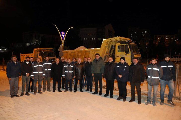Mardin’de kar ve buzlanma ile mücadele sürüyor G2