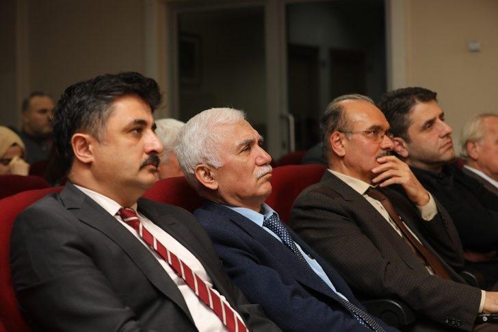 İl Halk kütüphanesinde Prof. Dr. Orhan Okay konuşuldu G2
