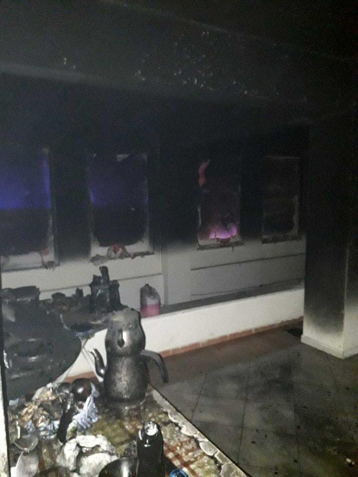 Yangında asma katta yatan genç ölümden döndü G2