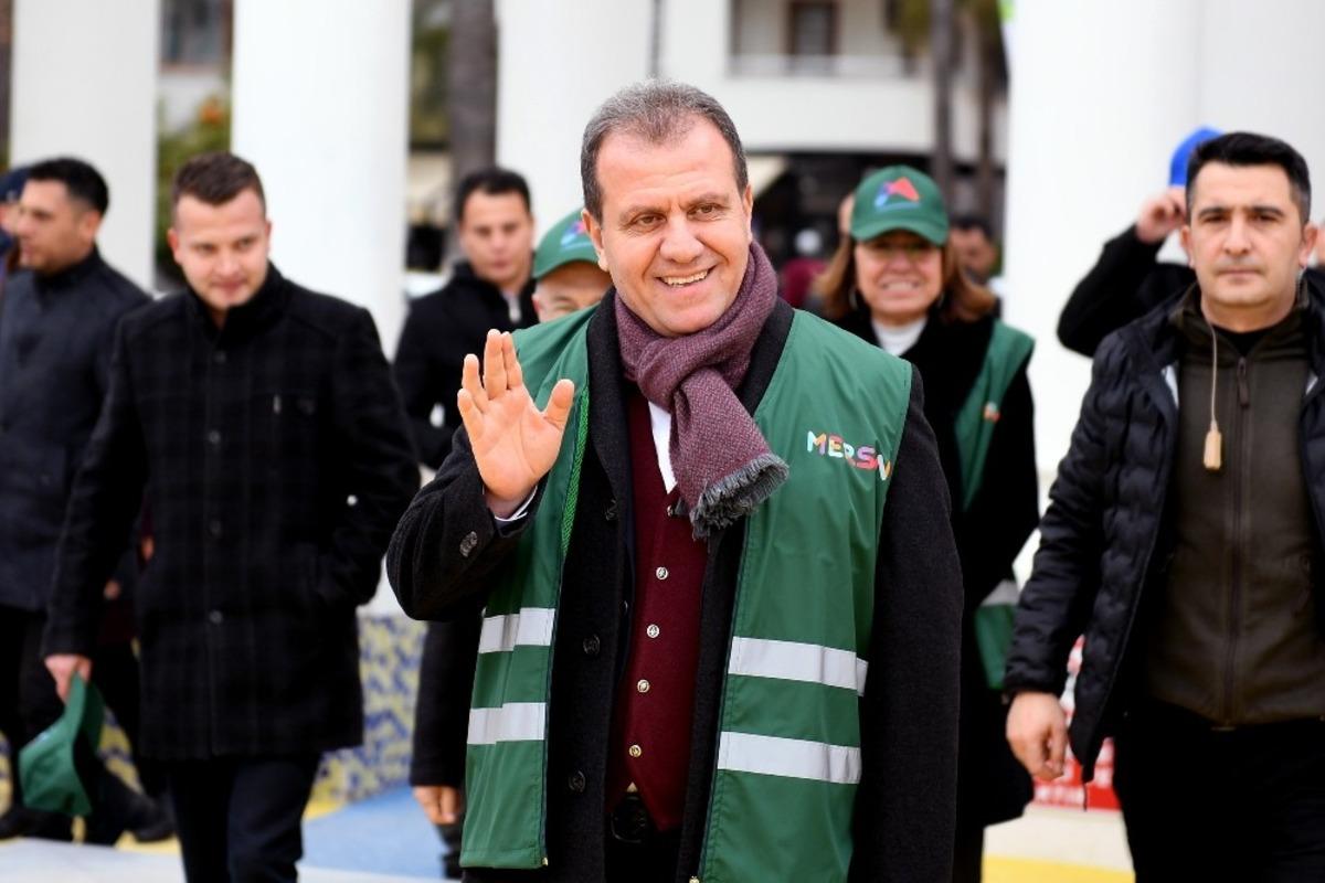 Başkan Se&ccedil;er: "Yıllık yaklaşık 600 bin ton evsel atık topluyoruz"