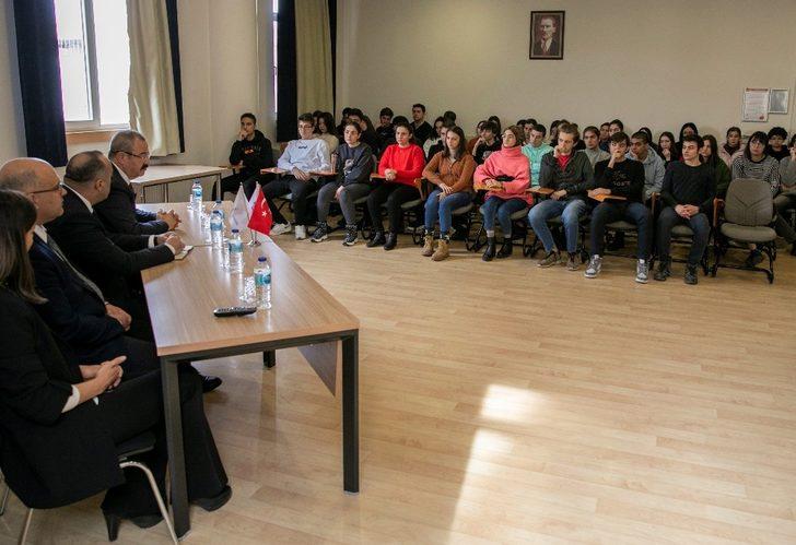 SANKO Okulları 12’inci sınıf öğrencilerine tecrübe aktarımı G2