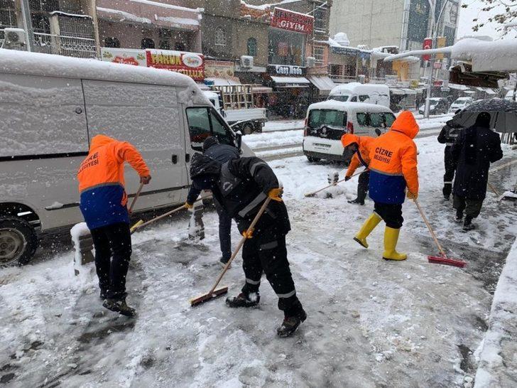 Cizre’de kar temizleme çalışmaları sürüyor G4