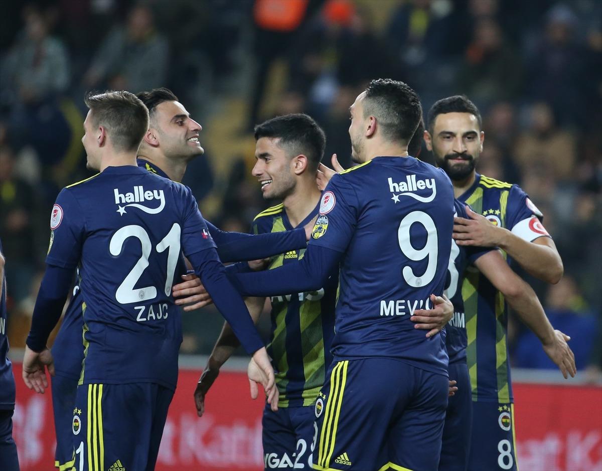 &Ouml;ZET | Fenerbah&ccedil;e - Kırklarelispor ma&ccedil; sonucu: 1-0