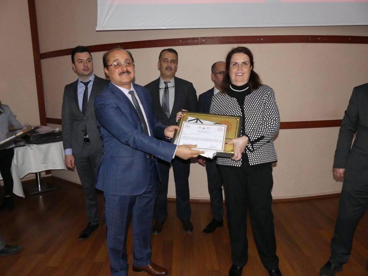 Zonguldak&rsquo;ta dereceye giren okullara plaket