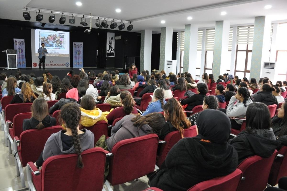 Milas&rsquo;ta &rsquo;&Ouml;ğretmenlik Kumbara&rsquo; etkinlikleri