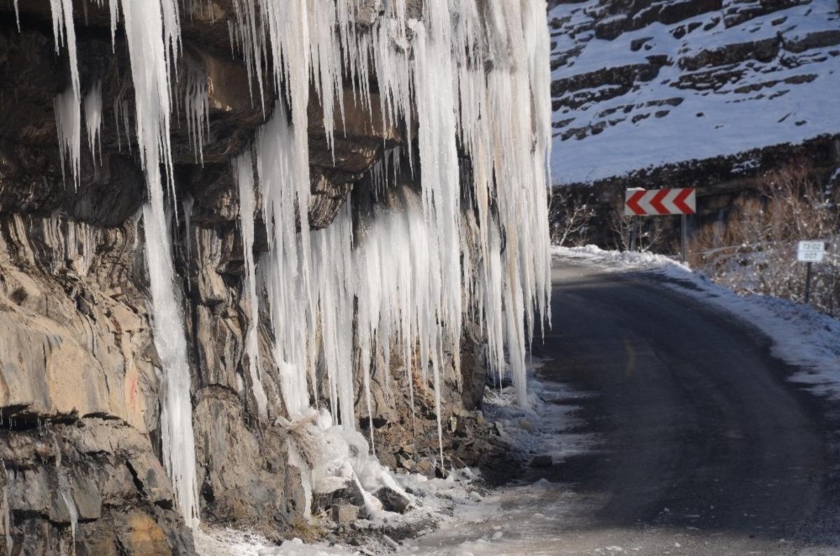Beyt&uuml;şşebap&rsquo;ta ekiplerin sarkıt n&ouml;beti