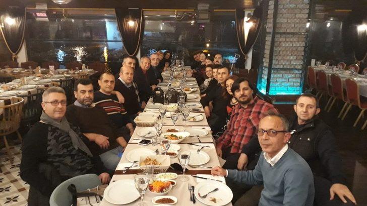 Emekli olan Eskişehir Tayfur Bayar Anadolu Lisesi Müdürü Karakaya’ya veda töreni düzenledi G1