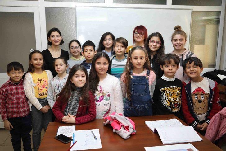 Masal atölyesi ile hayal güçleri artıyor G5