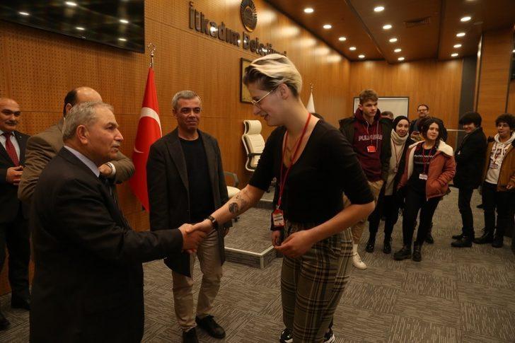 Yabancı öğrencilere İlkadım anlatıldı G2