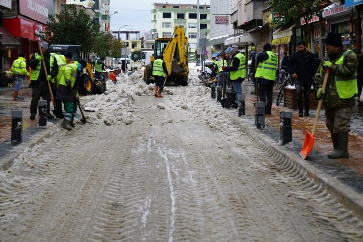 Terme&rsquo;de kar kabus değil keyif oldu