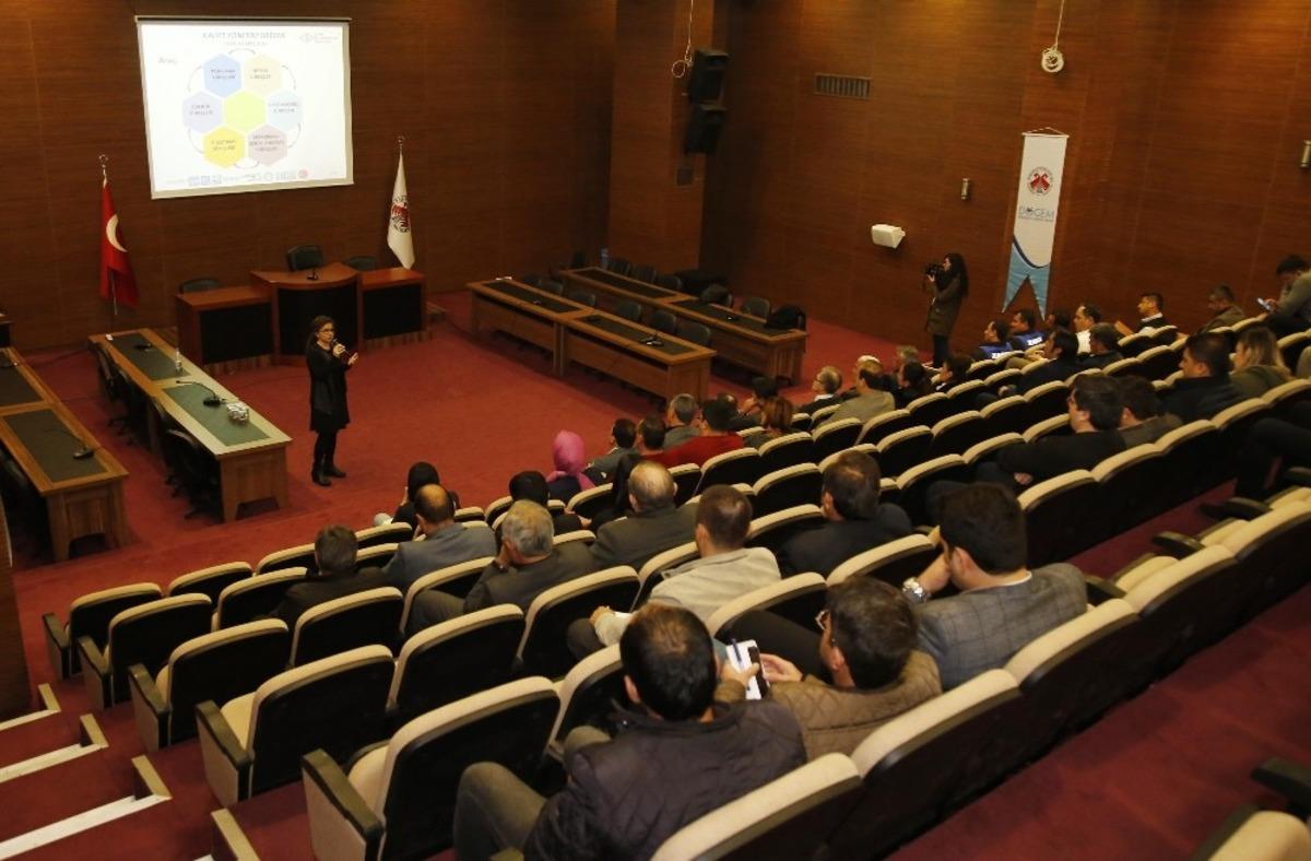 D&ouml;şemealtı Belediyesi&rsquo;nde ISO 9001:2015 Kalite Y&ouml;netim Sistemi bilgilendirme toplantısı