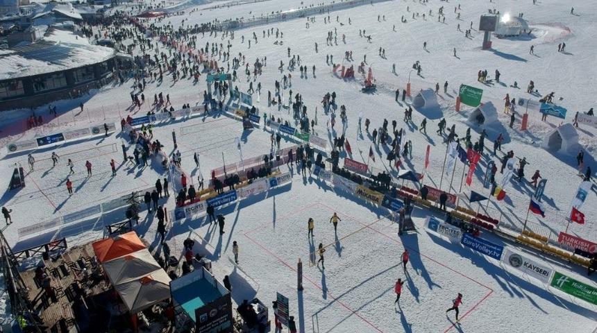 Erciyes, 2020 Kar Voleybolu D&uuml;nya Turu&rsquo;na ev sahipliği yapacak