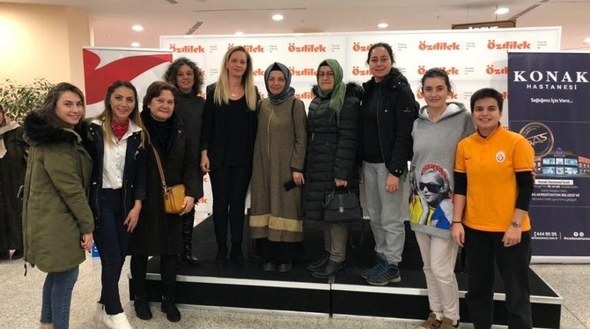 Kartepeli kadınlara sigaranın zararları anlatıldı