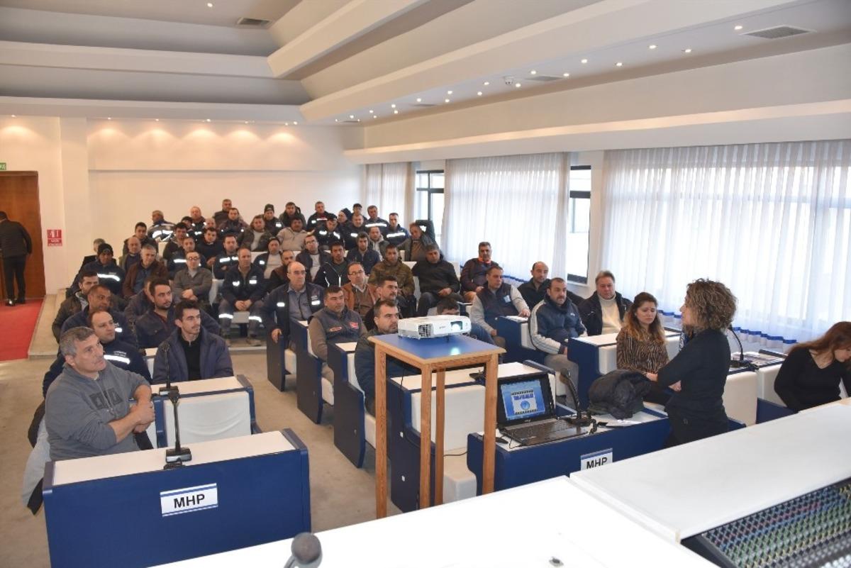 Salihli&rsquo;de belediye personeli eğitimden ge&ccedil;ti