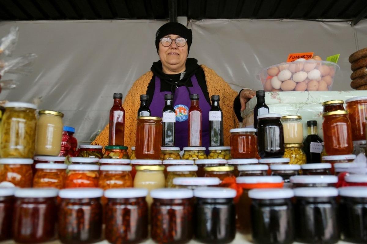 Mezitli&rsquo;de 650 kadın, &uuml;r&uuml;nlerini doğrudan t&uuml;keticiyle buluşturuyor