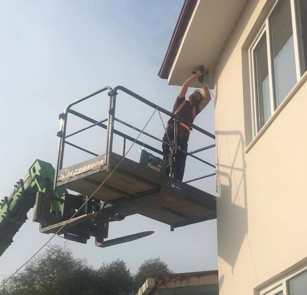 Bu kamera patlamadan etkilenmiyor, kurşun ge&ccedil;irmiyor