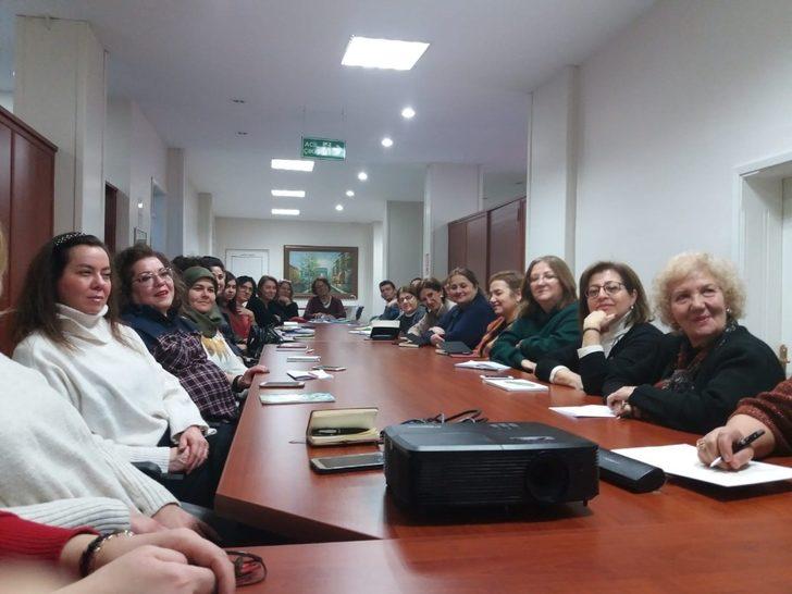 Eskişehir’de ‘diksiyon, etkili iletişim ve etkili konuşma’ kursunu bitiren 24 kursiyer törenle sertifikalarını aldılar G2