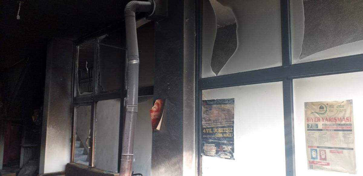 Kozluk&rsquo;ta &ccedil;ay ocağında yangın