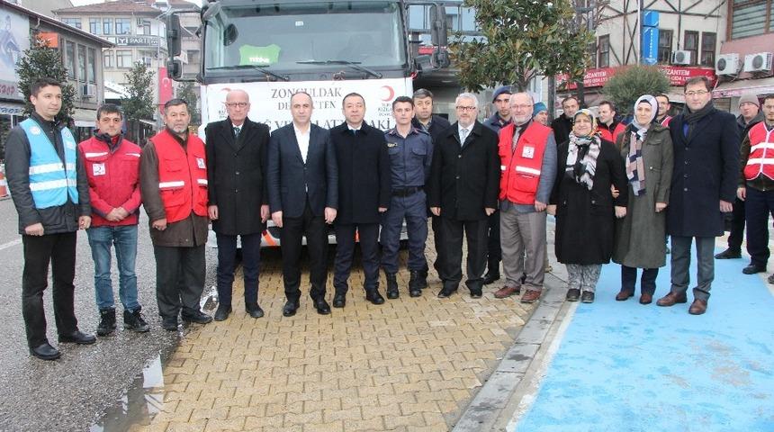 Devrek&rsquo;ten Elazığ ve Malatya&rsquo;ya yardım malzemesi